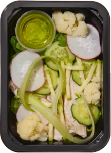 Raw салат с индейкой