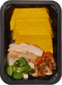 Куриное филе, полента