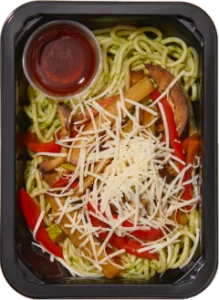 Шпинатная паста с печеными овощами