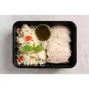 Куриная грудка, рис с овощами