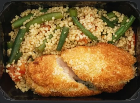 Котлета по-киевски с кускусом